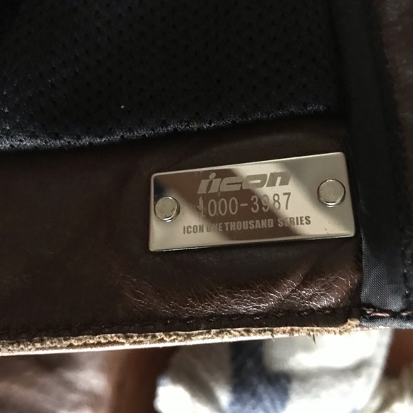 ICON One Thousand motorcycle leather jacket - Picture 11 of 11